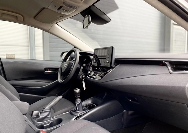 Toyota Corolla cena 65900 przebieg: 89300, rok produkcji 2019 z Radomyśl Wielki małe 191